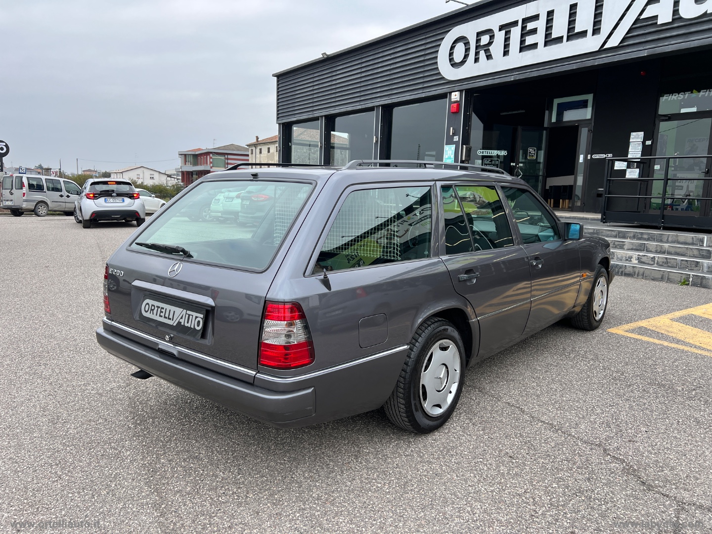 E 200 S.W. Elegance DA COLLEZIONE - immagine 7
