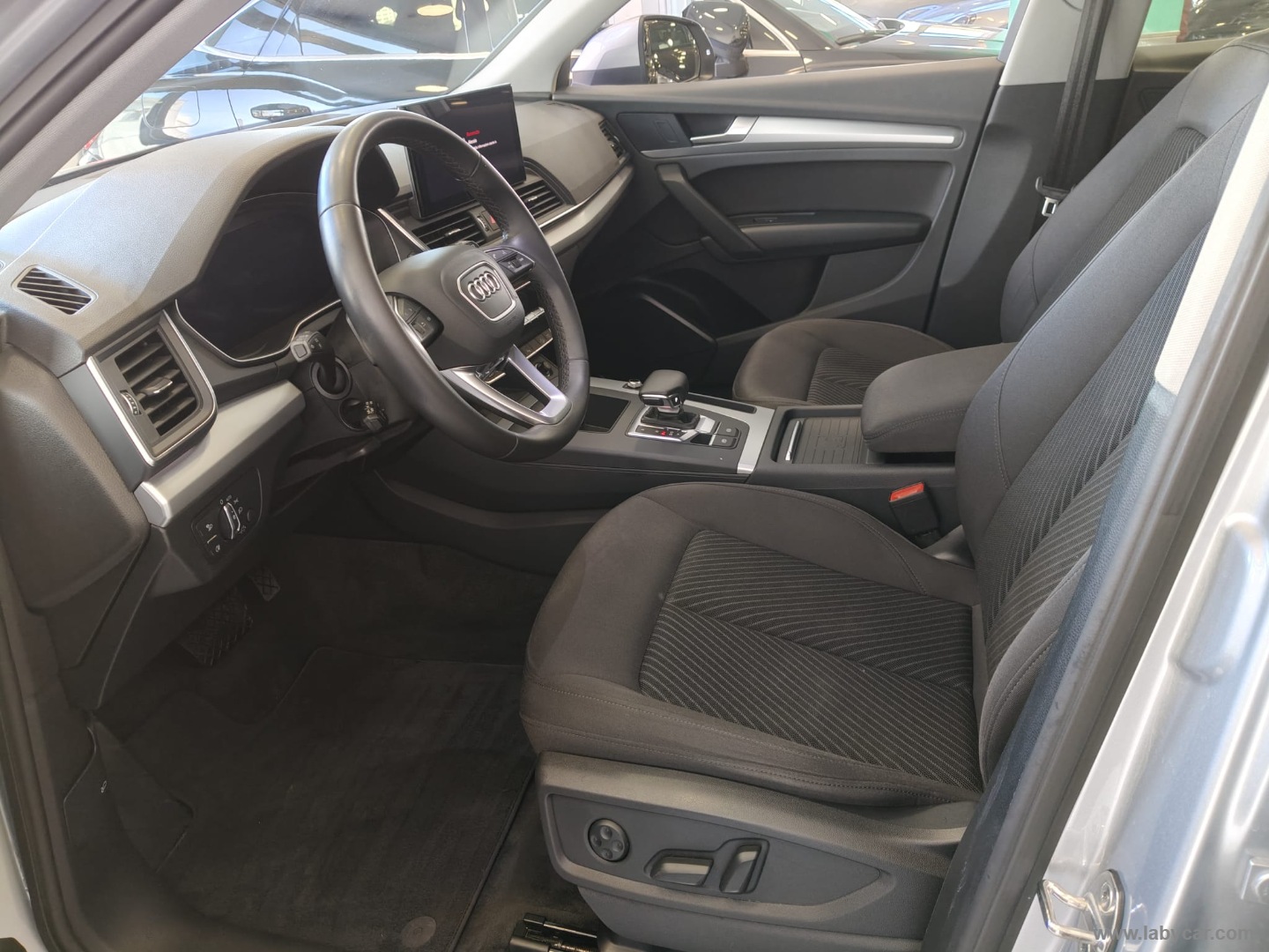 Q5 35 TDI S tronic Business Advanced - immagine 7