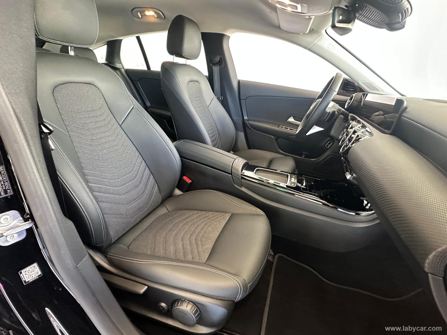 CLA 180 d Aut. Shooting Brake Advanced - immagine 7