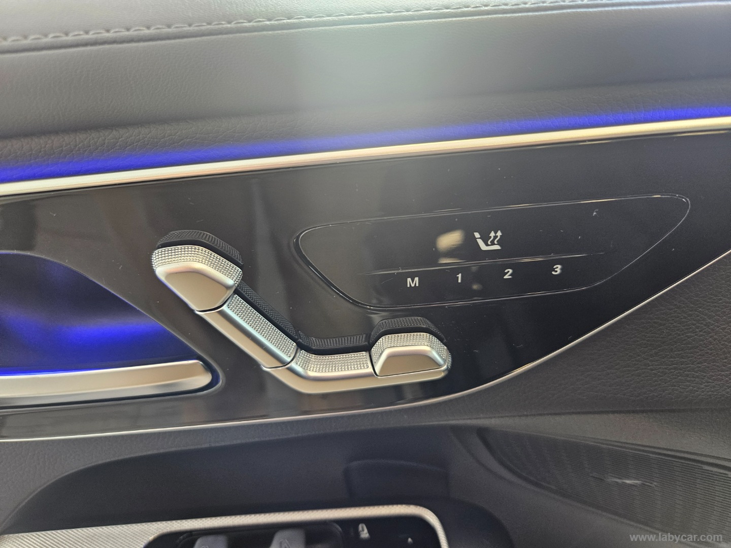 GLC 220 d 4Matic AMG Line Premium - immagine 7