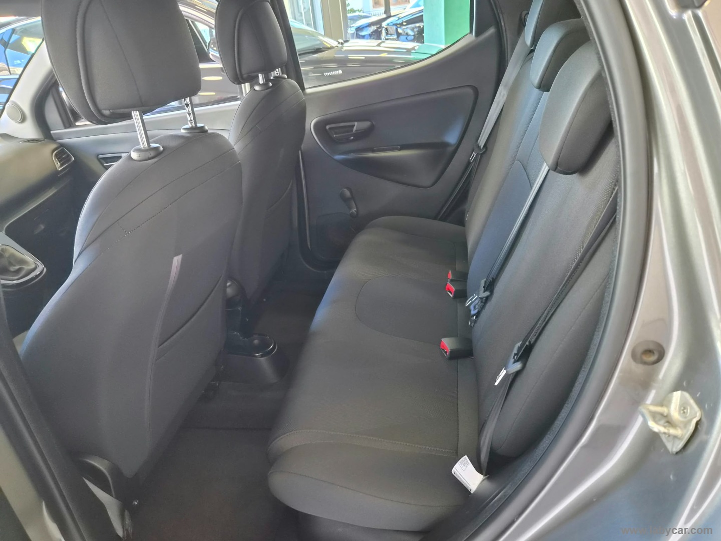 Ypsilon 1.2 69 CV 5p. GPL Ecochic Gold - immagine 7