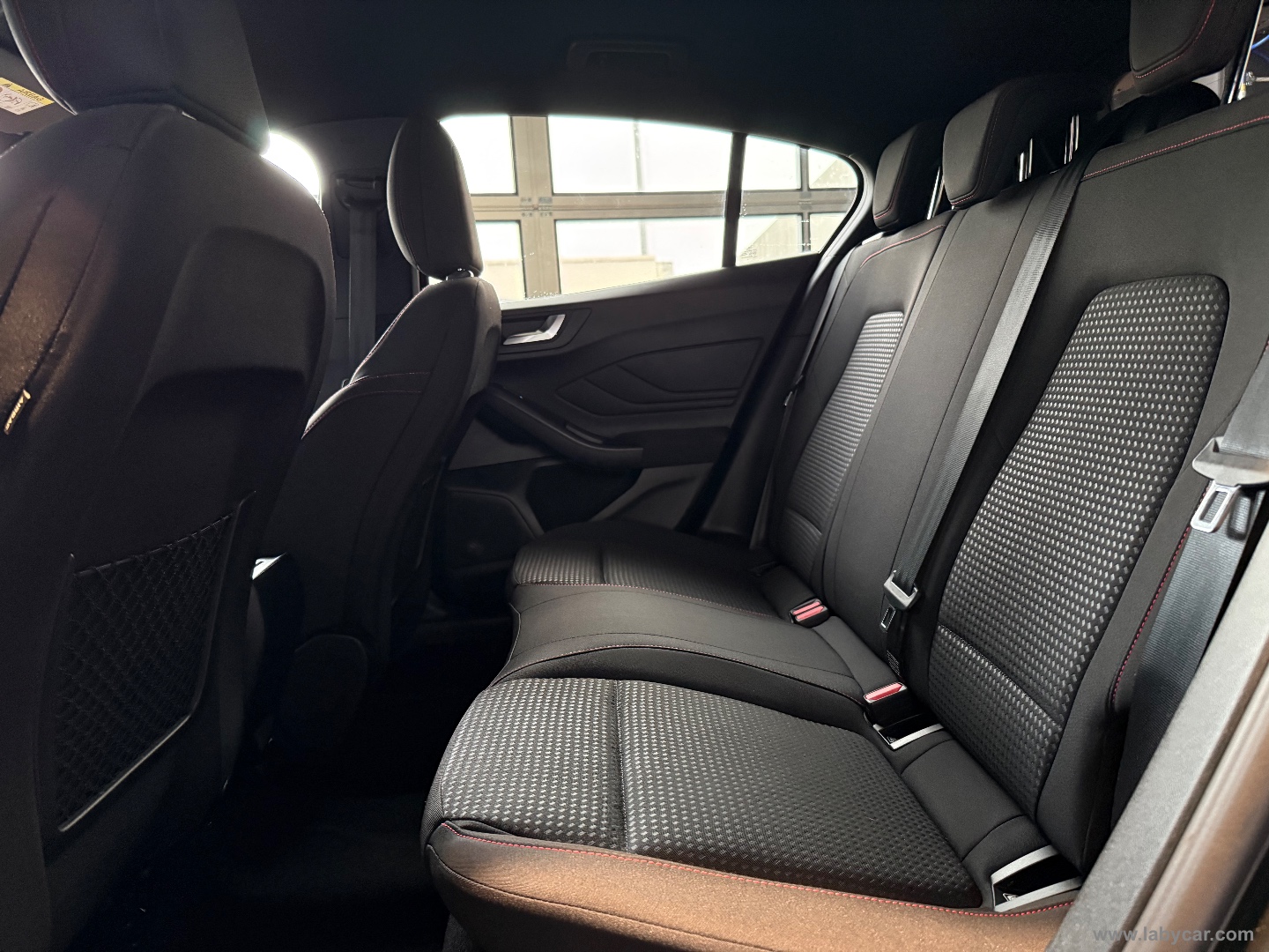 Focus 1.5 EcoBlue 120CV 5p. ST Line - immagine 7