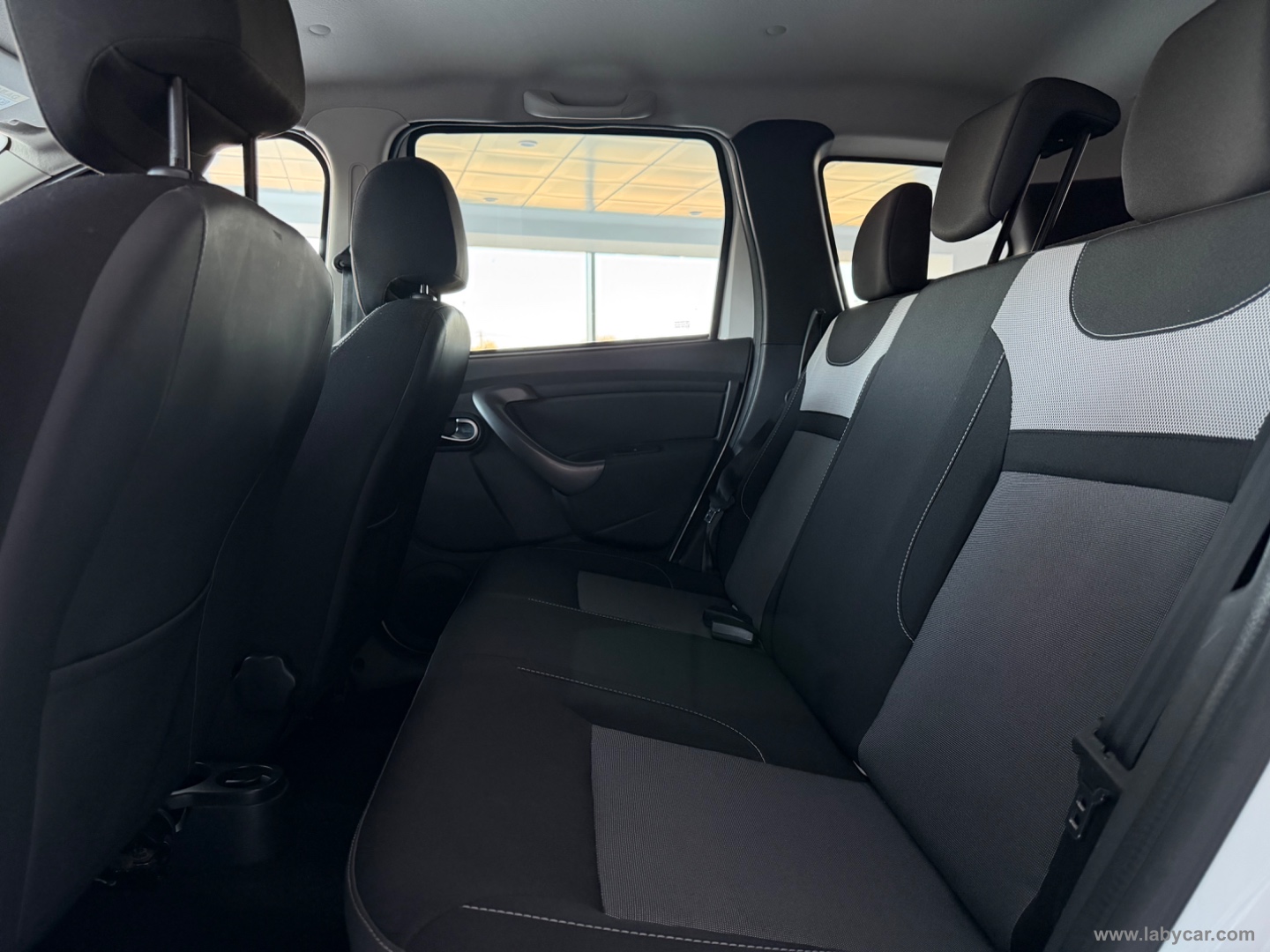 Duster 1.5 dCi 110 CV S&S 4x2 Ambiance - immagine 7