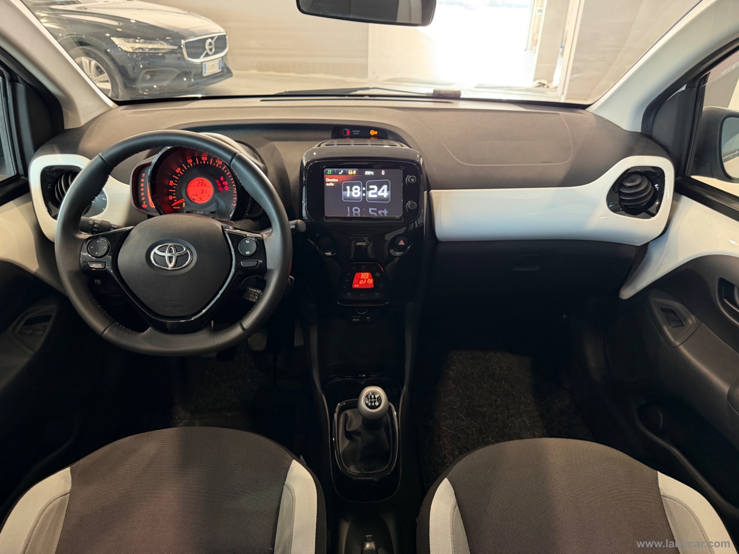 Aygo 1.0 VVT-i 69 CV 5p. x-cite - immagine 7