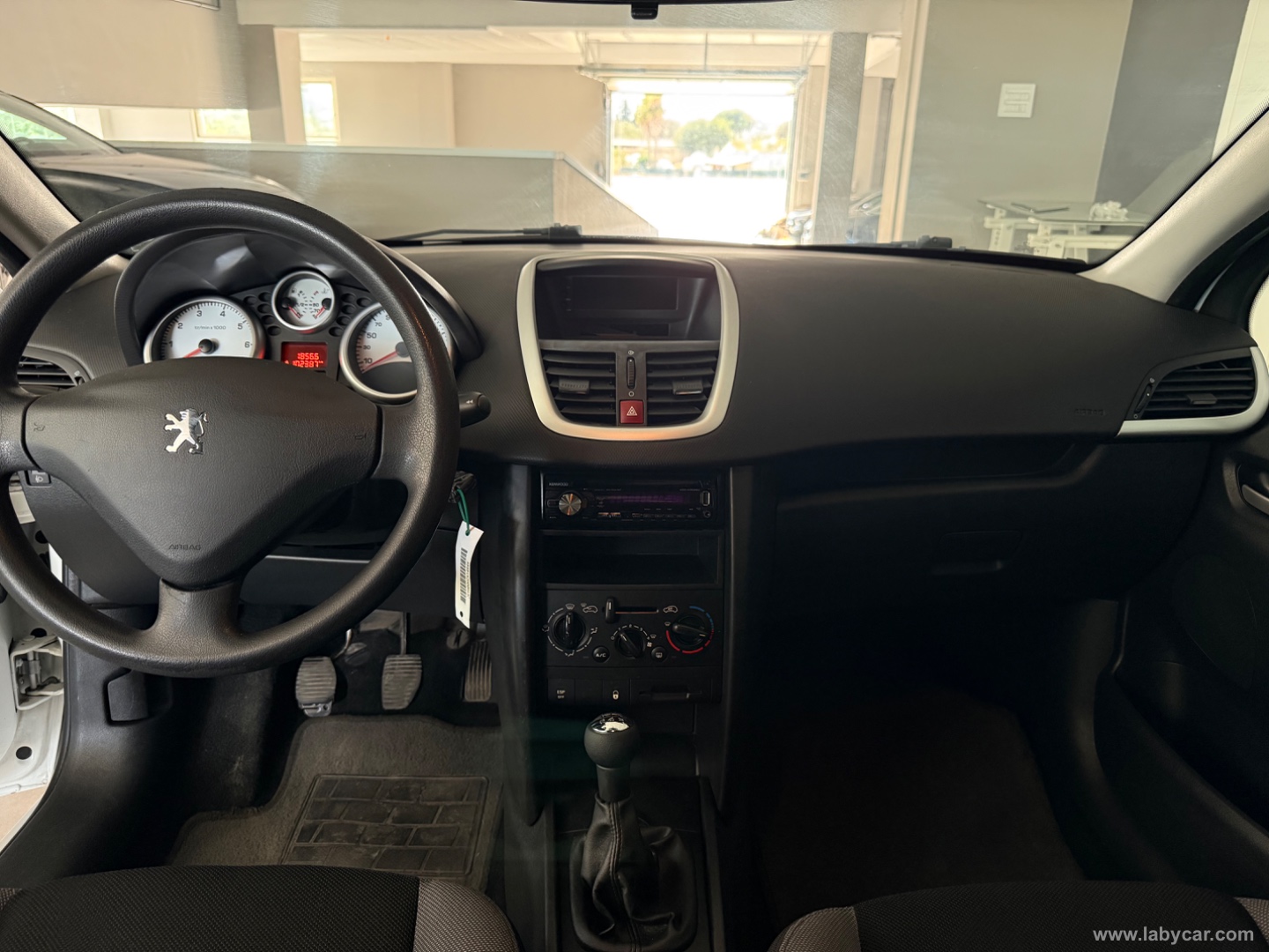 207 1.4 8V 75CV 3p. ONE Line - immagine 7