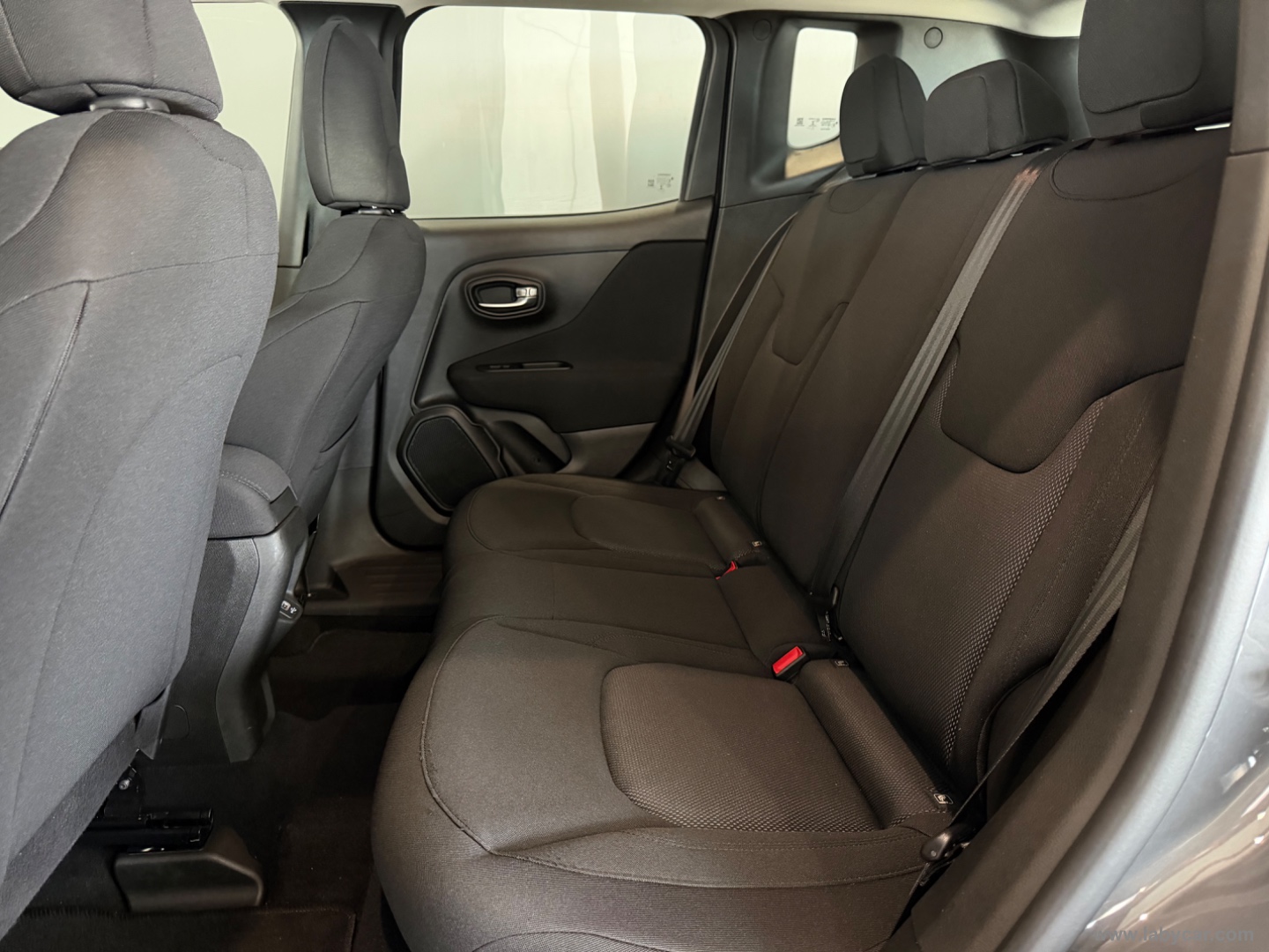 Renegade 1.6 Mjt 130CV Longitude - immagine 7