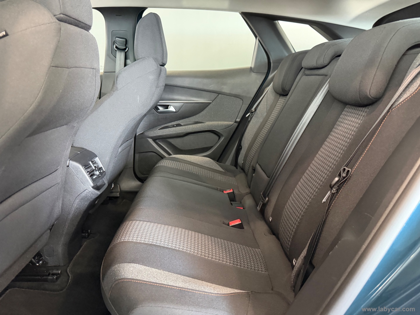 3008 BlueHDi 130 S&S Active Business - immagine 7