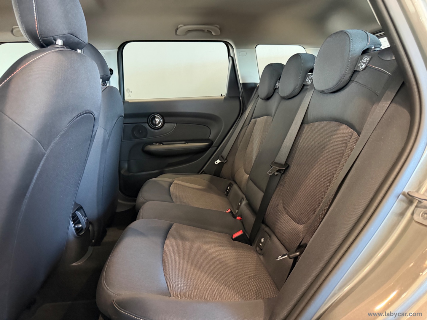 Mini Cooper D Boost Clubman - immagine 7