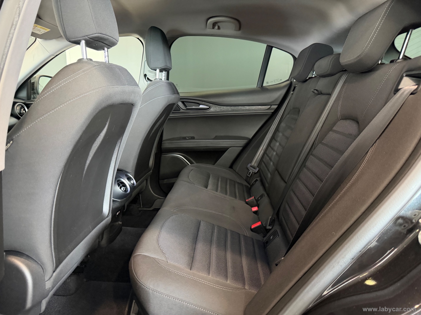 Stelvio 2.2 T.diesel 190 CV AT8 Q4 Bus. - immagine 7