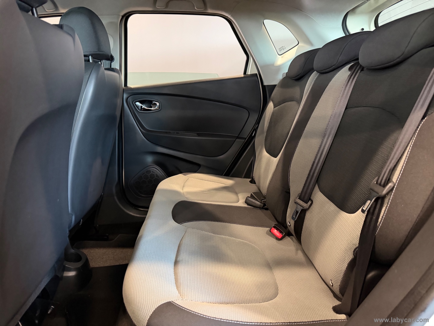 Captur 1.5 dCi 8V 90 CV S&S Live - immagine 7
