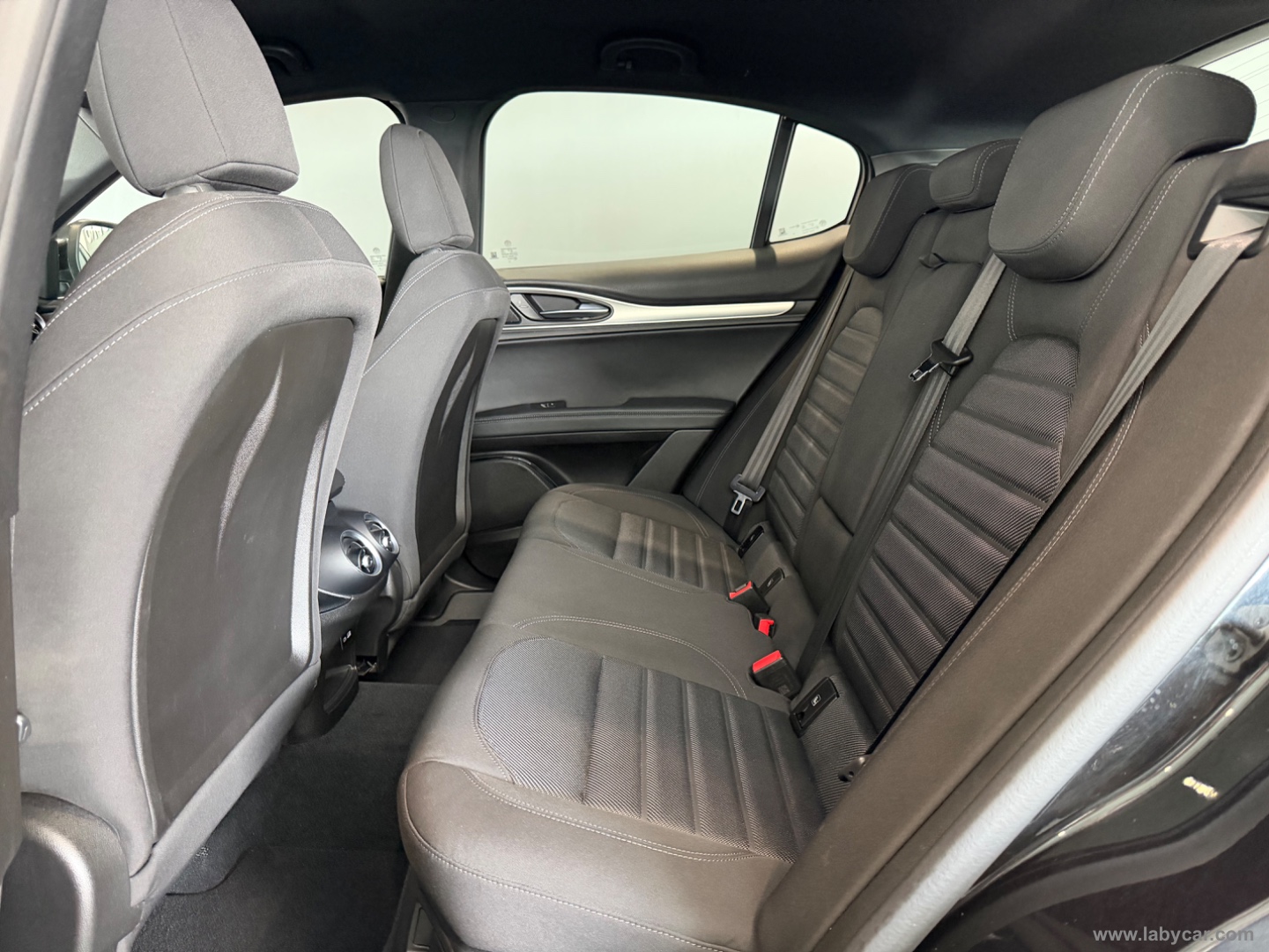 Stelvio 2.2 T.diesel 210CV AT8 Q4 Sprint - immagine 7
