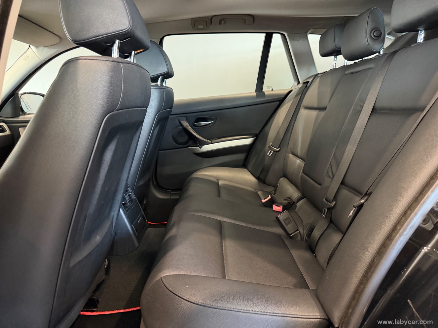 320d Touring Futura - immagine 7