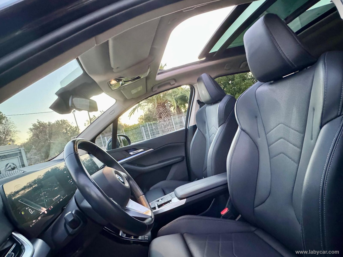 218d Active Tourer Luxury - immagine 7