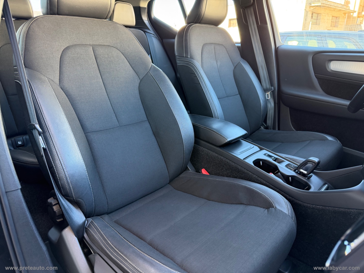 XC40 D3 AWD Geartronic Momentum - immagine 7