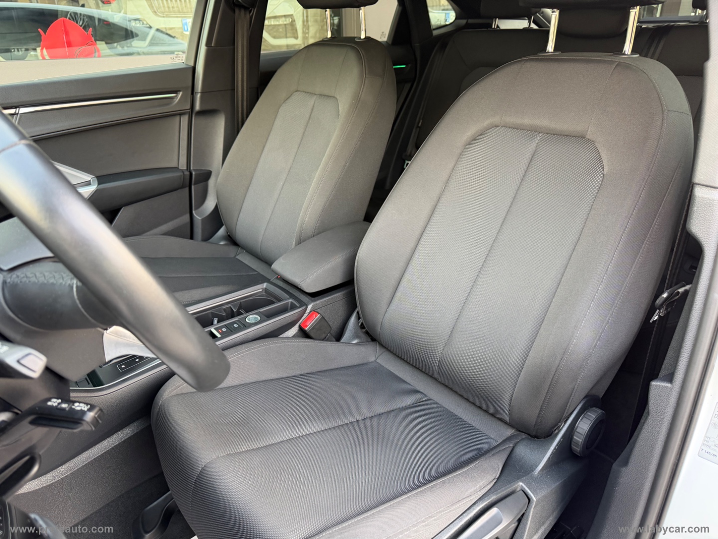 Q3 SPB 35 TDI S tronic Business Plus - immagine 7