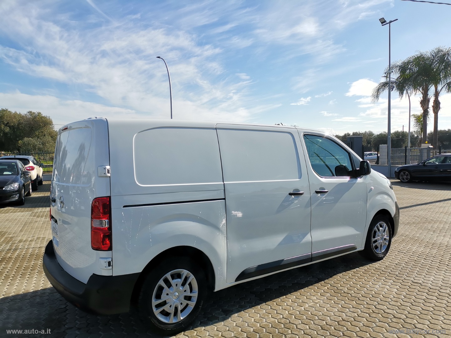 VIVARO 1.5D 120S&S PL-TN M FURGONE ENJOY - immagine 7