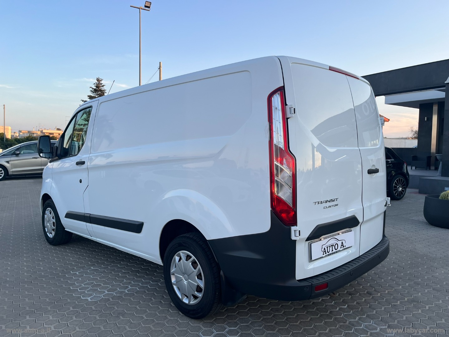 TRANSIT CUSTOM 270 2.0 TDCi 130 CV MOTORE NUOVO - immagine 7