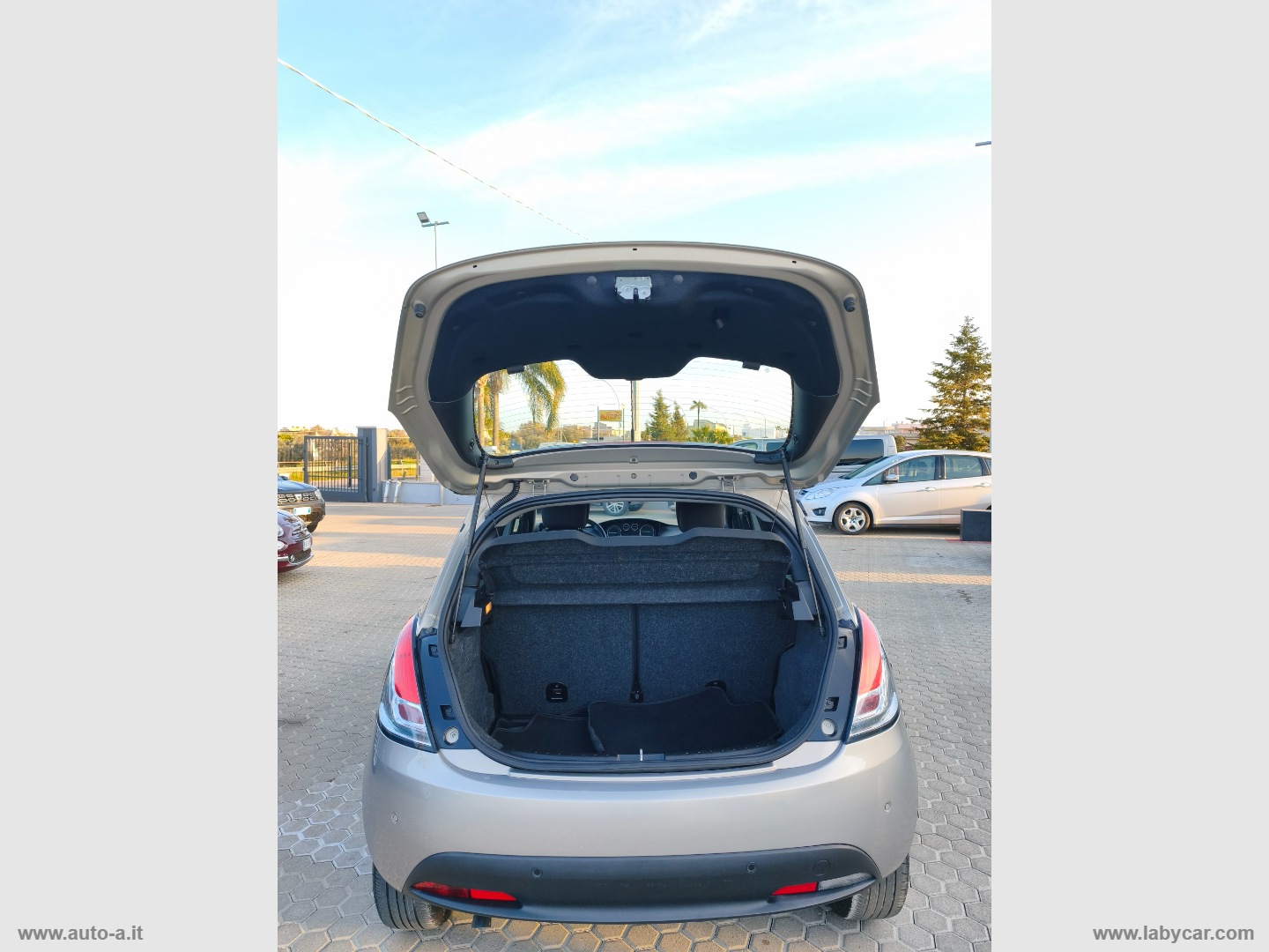 Ypsilon 1.3 MJT 95 CV 5p. S&S Platinum - immagine 7