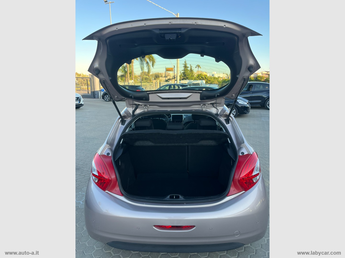 208 1.4 HDi 68 CV 5p. Active - immagine 7