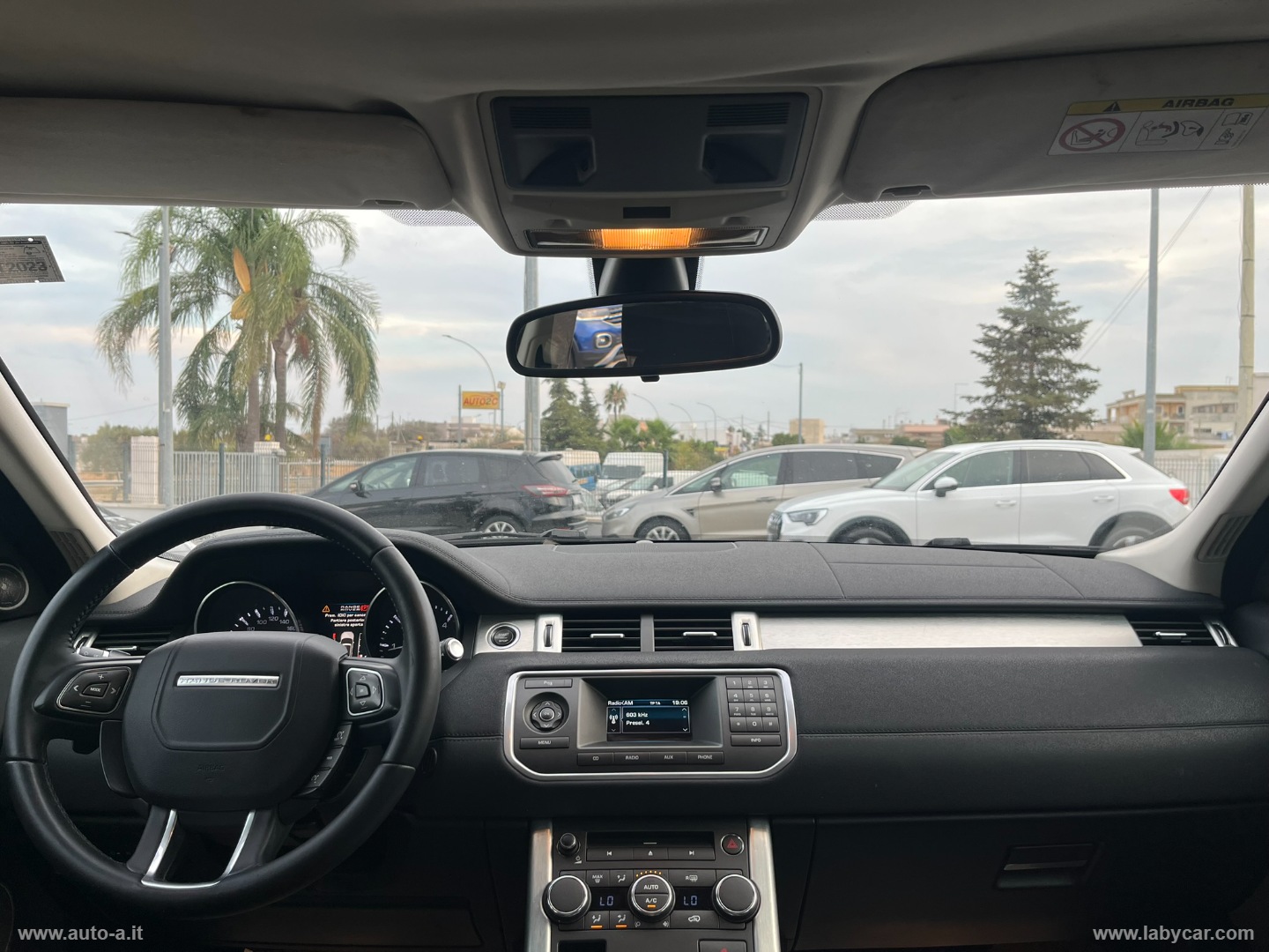 RR Evoque 2.2 TD4 5p. Prestige - immagine 7