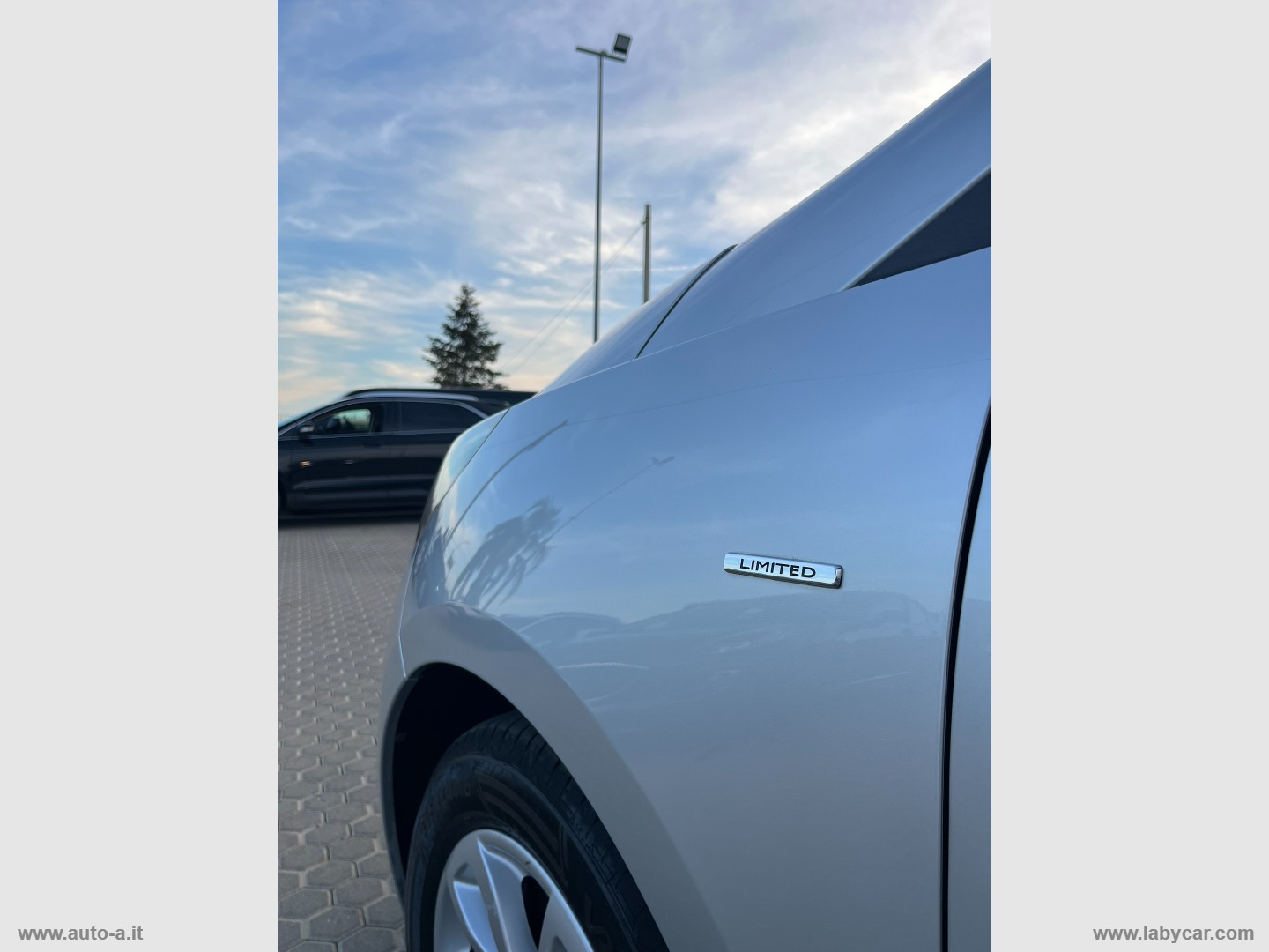 Scénic XMod 1.5 dCi 110 CV EDC Limited - immagine 7