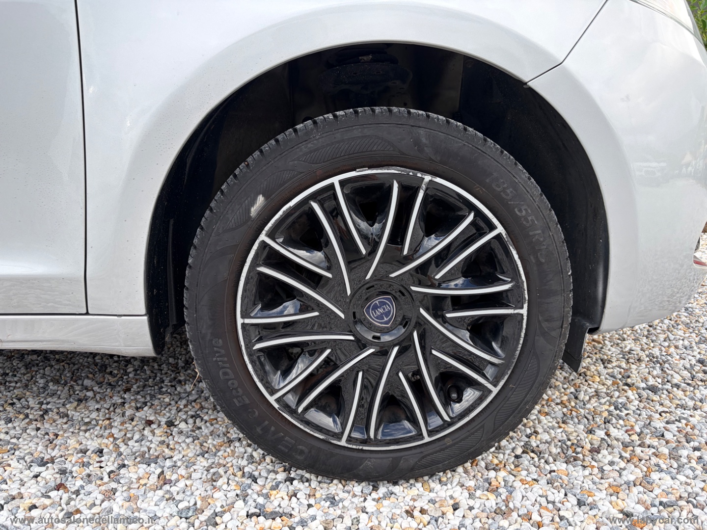 Ypsilon 1.2 69 CV 5p. S&S Gold - immagine 7