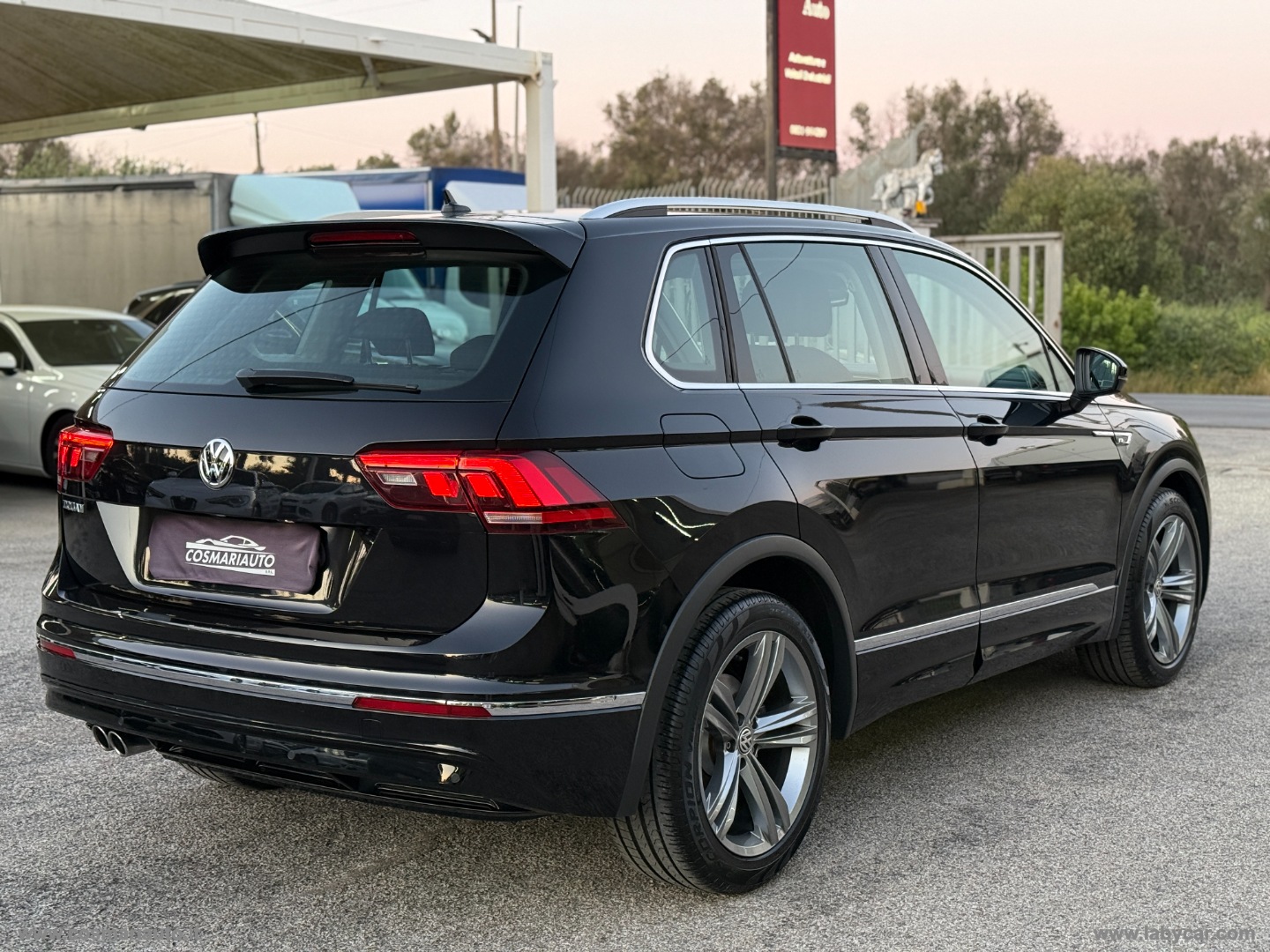 Tiguan 1.6 TDI R LINE EXTERIOR PACK - immagine 7
