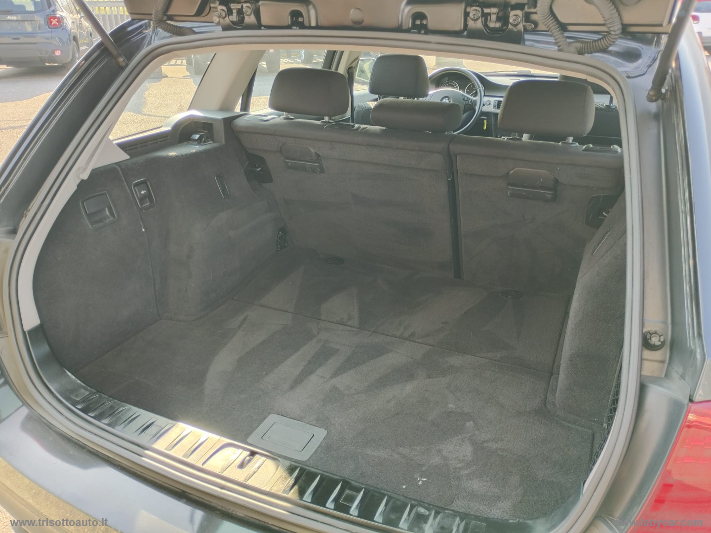 318d 2.0 143 CV Touring Eletta - immagine 7