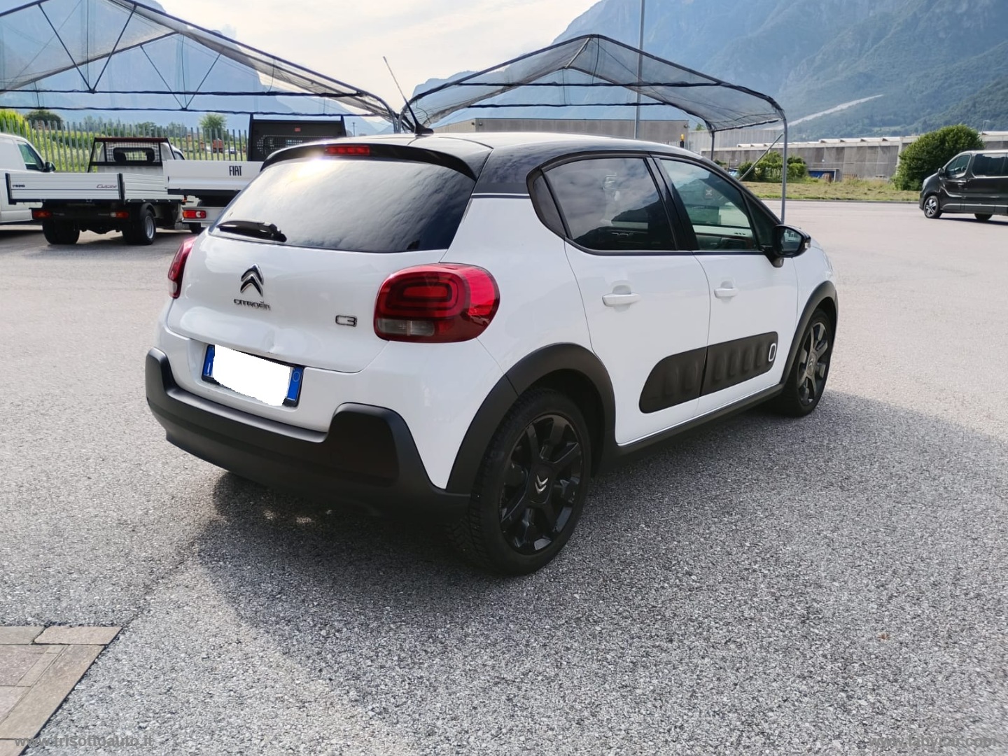 C3 BlueHDi 100CV Shine - immagine 7
