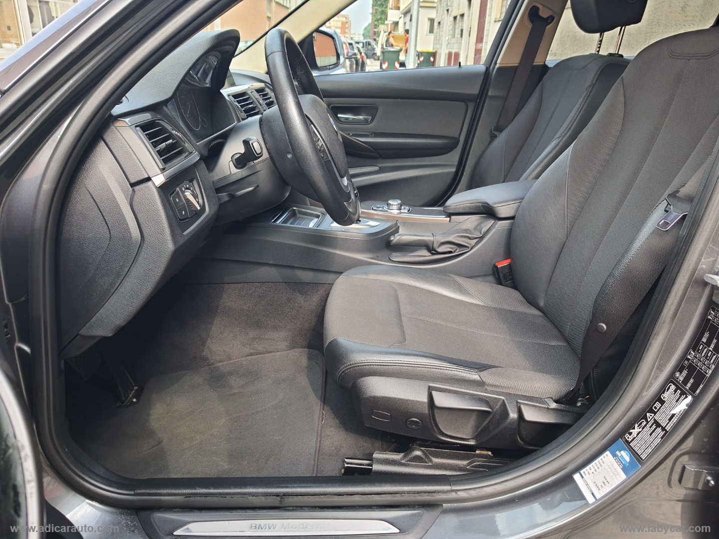 330dA xDrive Modern - immagine 7