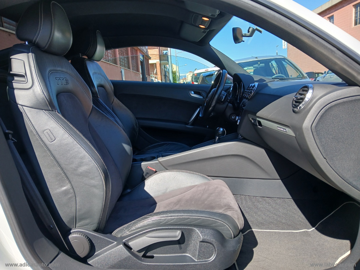 TTS Coupé 2.0 272 CV TFSI quattro S tronic - immagine 7