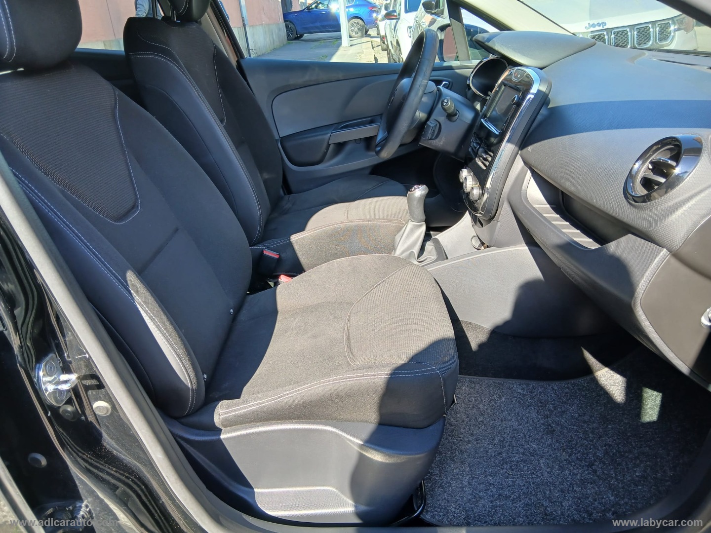 Clio 1.5 dCi 8V 75 CV 5p. Live - immagine 7