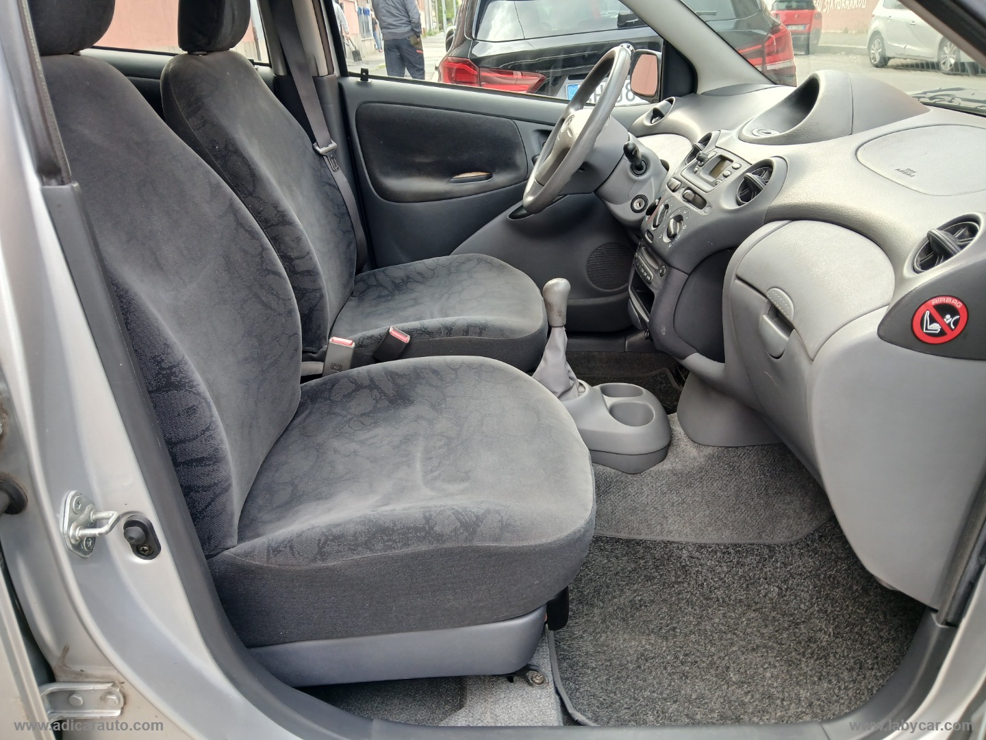 Yaris 1.0 16V 5p. Sol - immagine 7