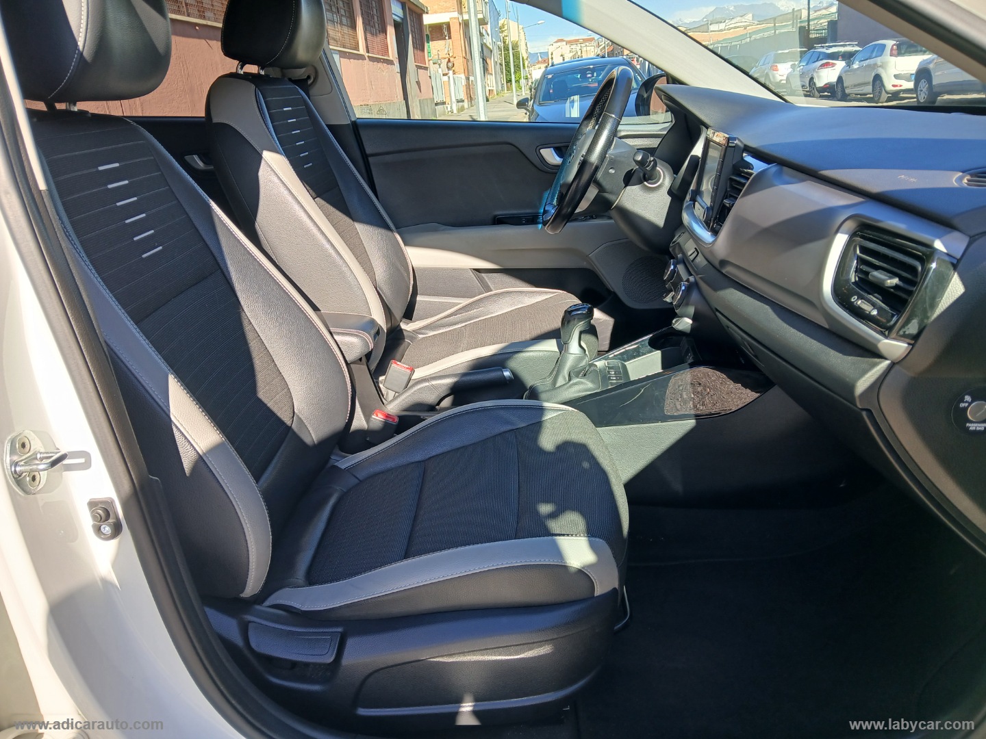 Stonic 1.6 CRDi 115 CV - immagine 7