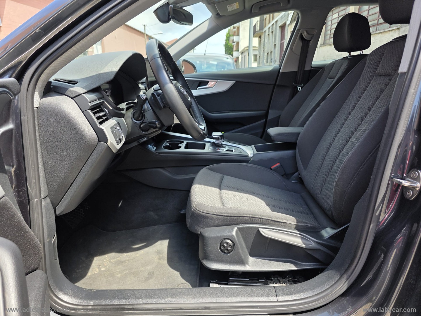 A4 Avant 30 TDI/136CV S tr. Business Adv - immagine 7