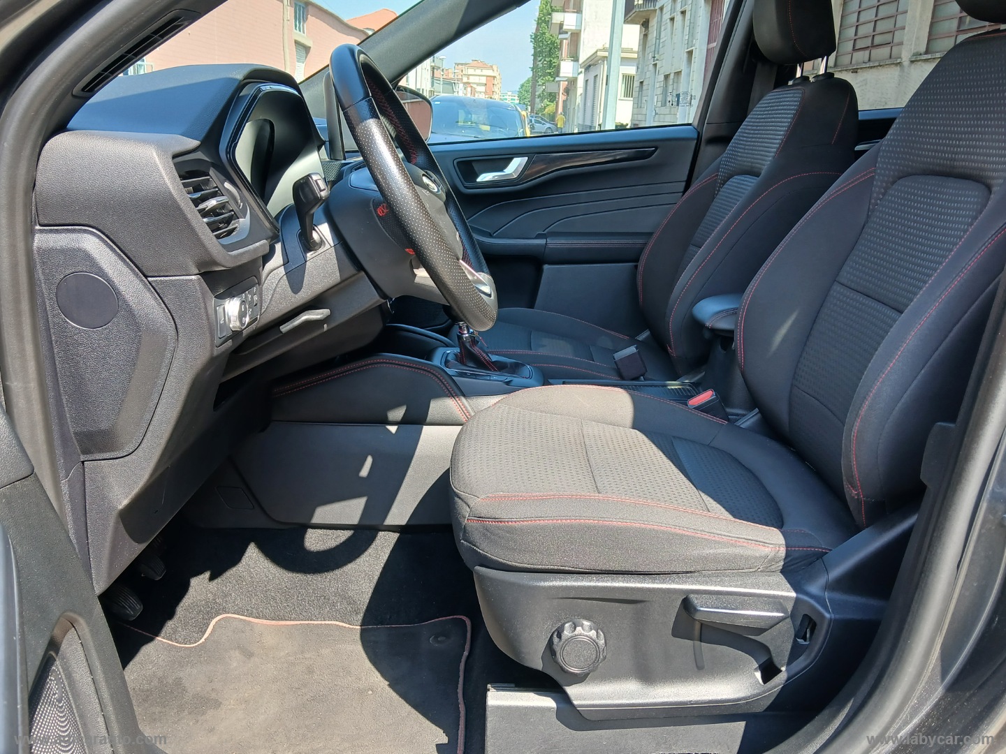 Kuga 1.5 EcoBlue 120 CV 2WD ST-Line - immagine 7