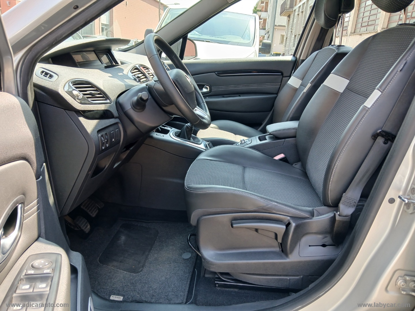 Scénic X-Mod 1.5 dCi 110 CV - immagine 7