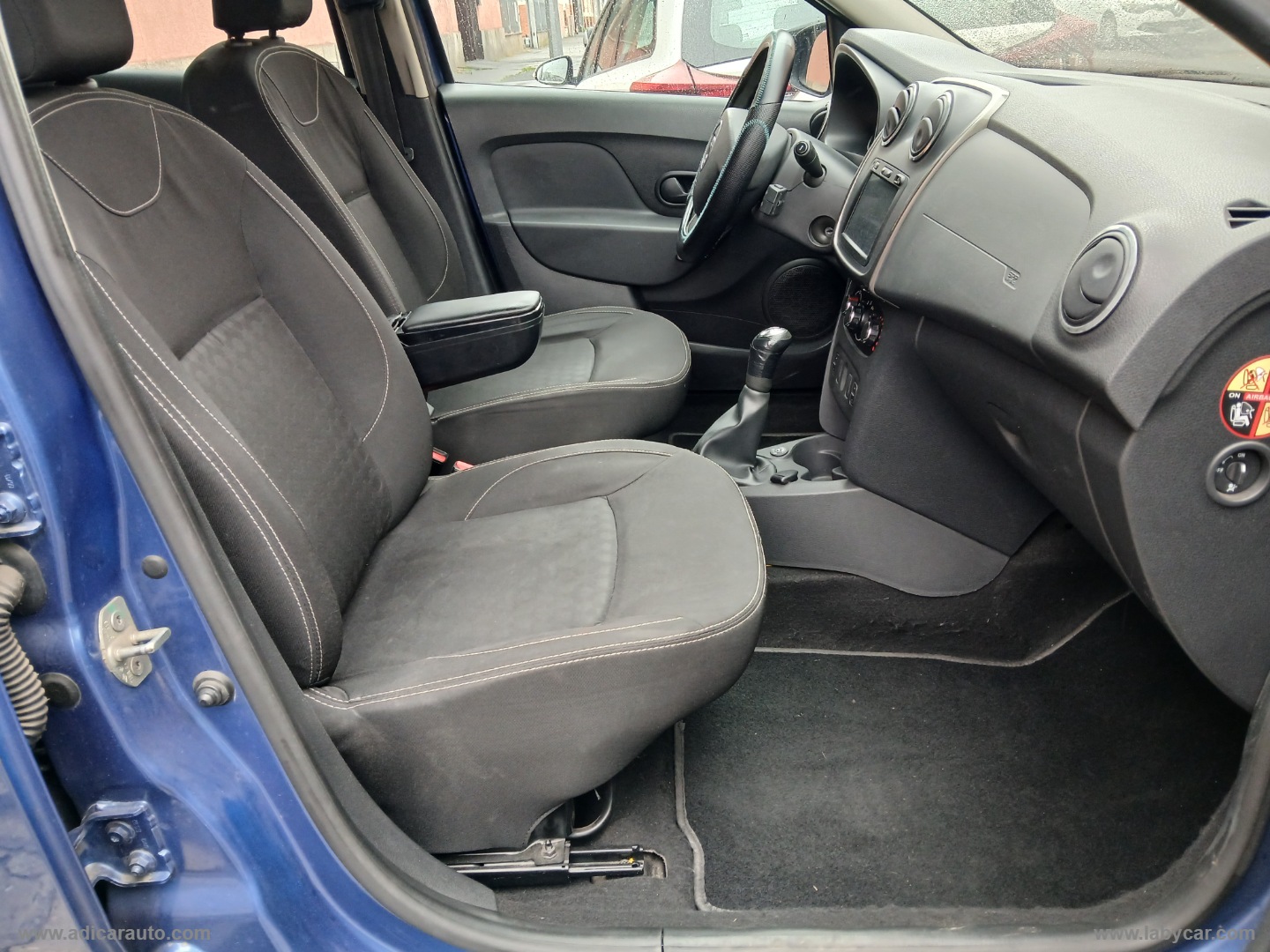 Sandero 1.2 GPL 75 CV Ambiance - immagine 7