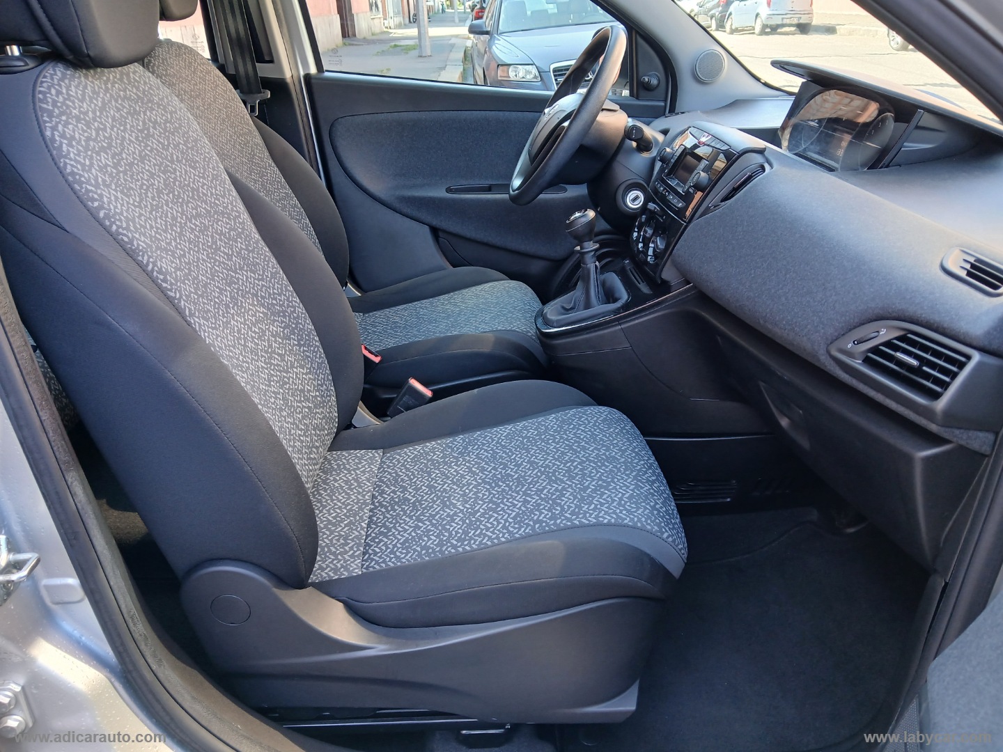 Ypsilon 1.2 69 CV 5p. GPL Ecochic - immagine 7