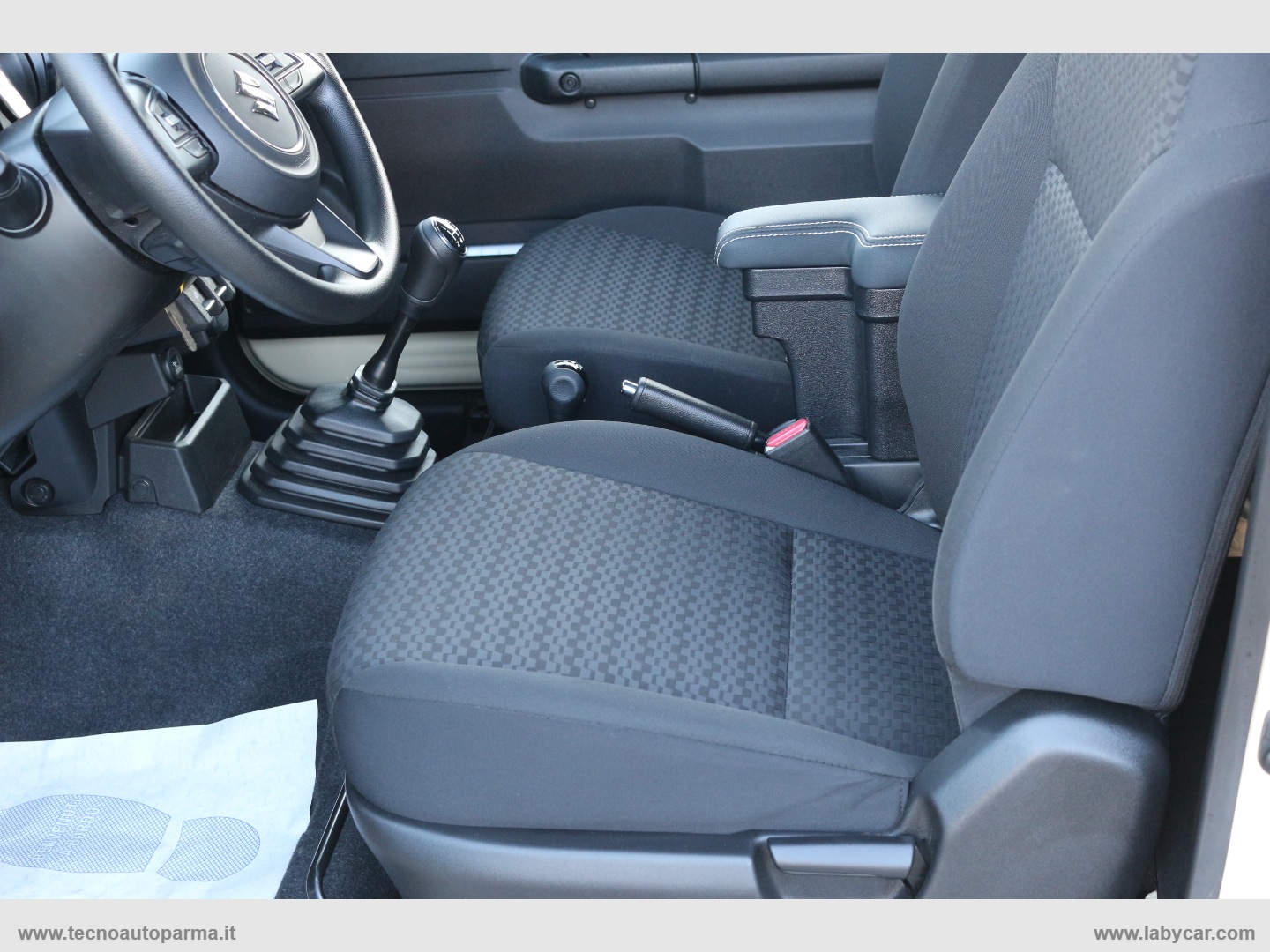 Jimny 1.5 5MT PRO - immagine 7