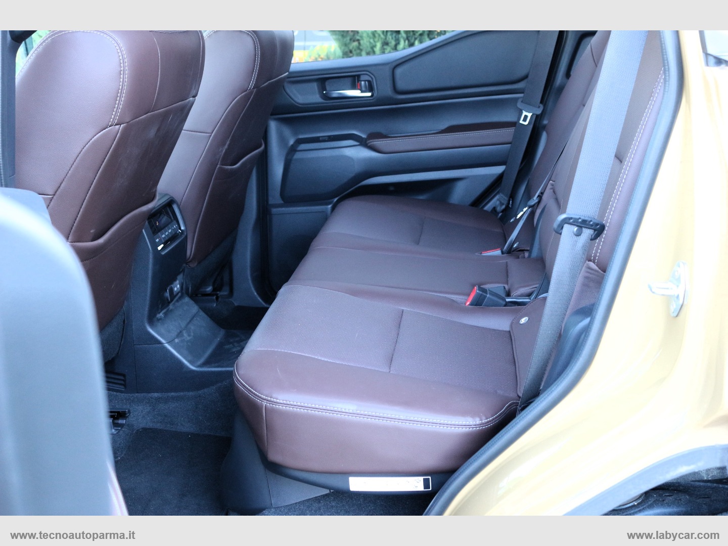 Land Cruiser 2.8 D4D A/T AWD Adventure - immagine 7