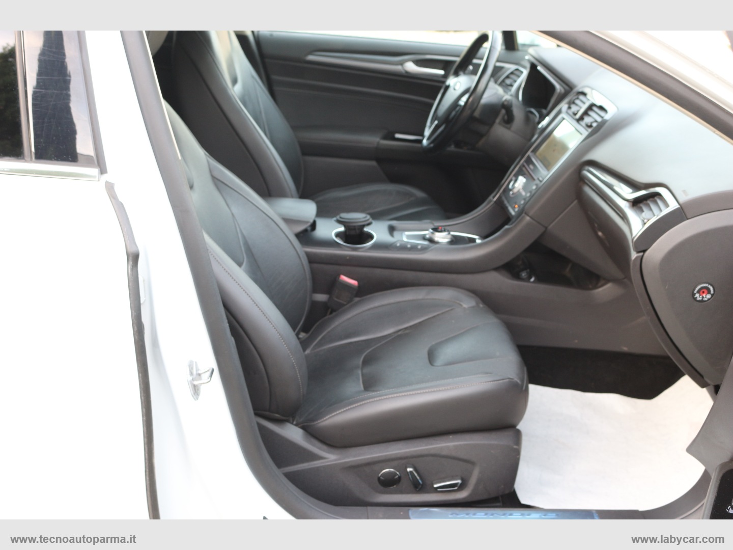 Mondeo2.0 EcoBl.150CV S&S aut. SW Tit.B. - immagine 7