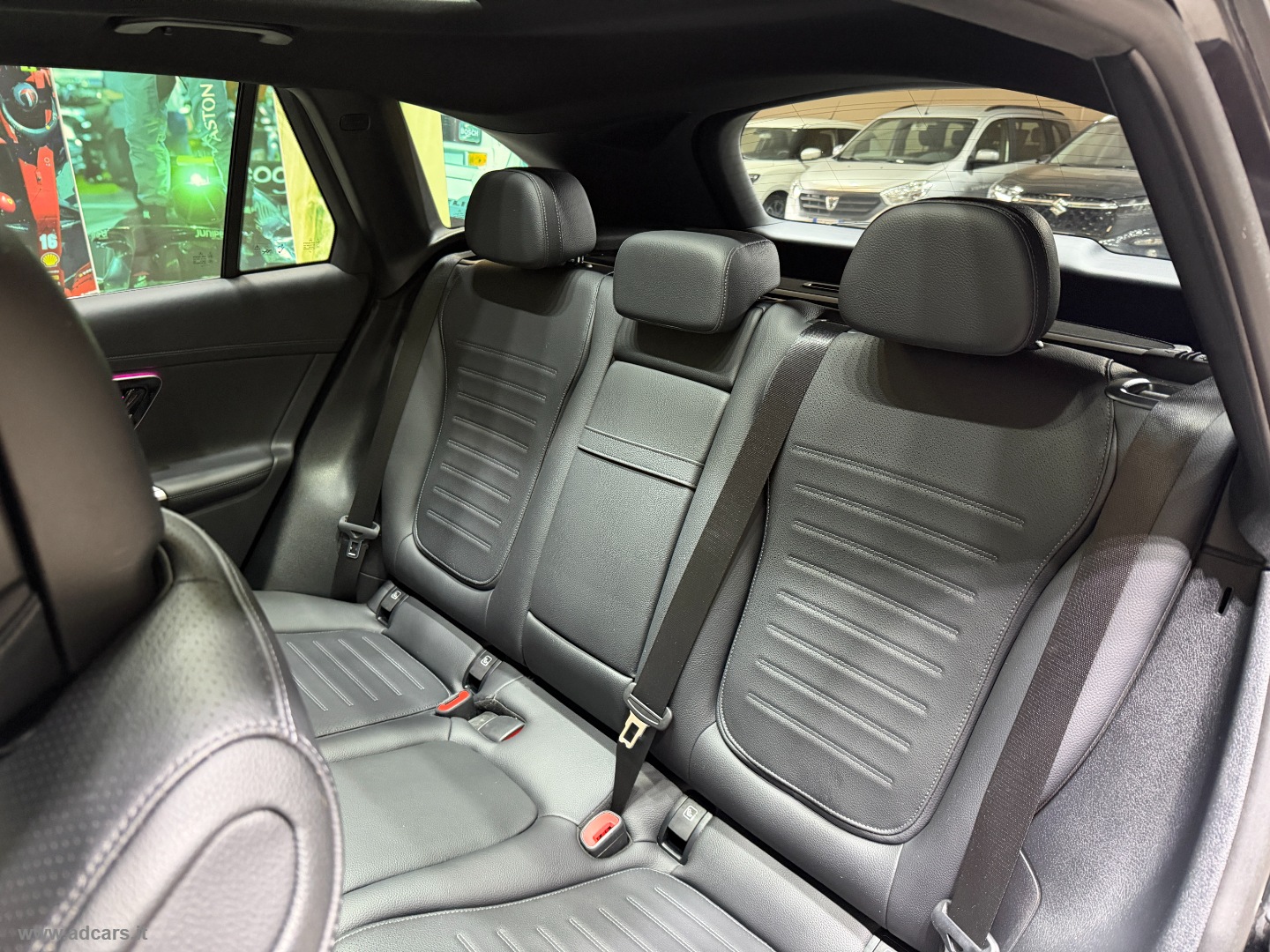 GLC 300 d 4Matic AMG Line Premium *TETTO*LUCI*BURMESTER* - immagine 7