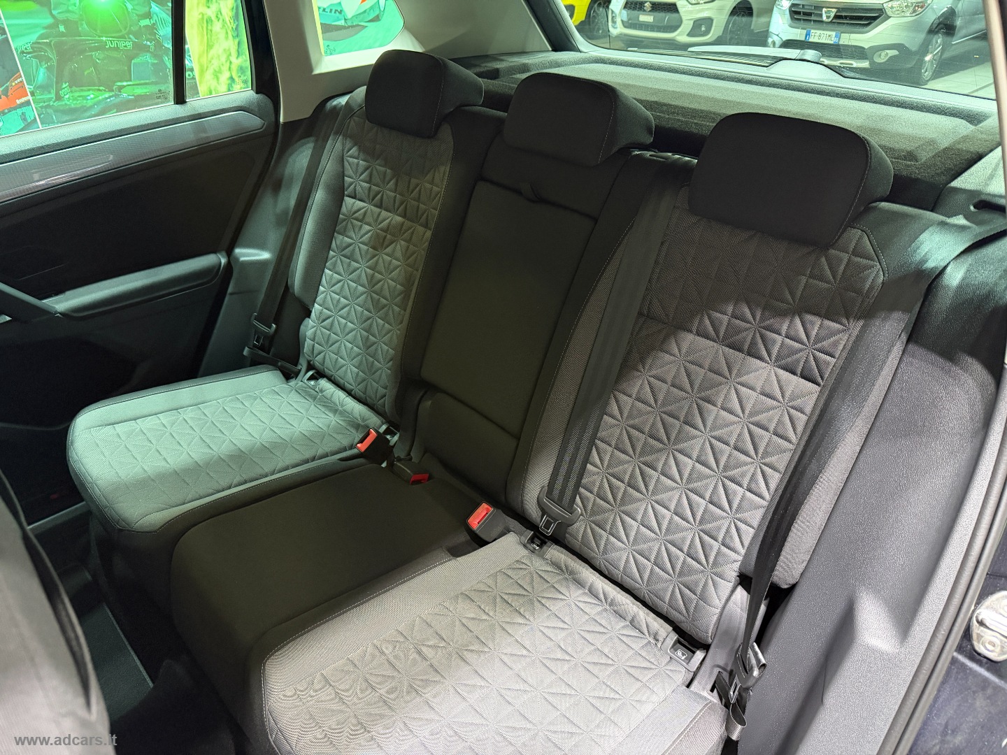 Tiguan 2.0 TDI 150CV SCR DSG Life *CAMBIO AUT*CLIMA 3 ZONE* - immagine 7