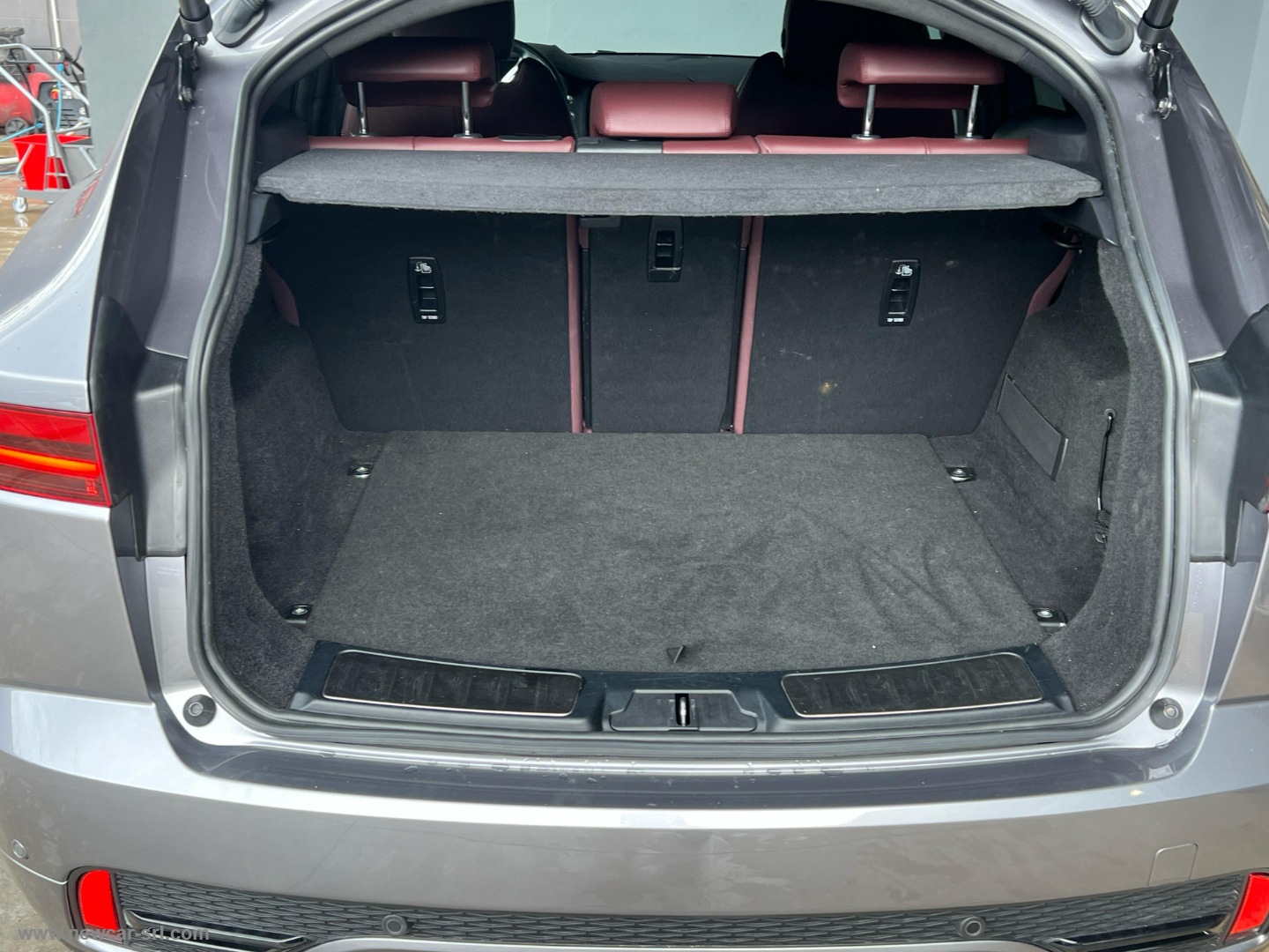 E-Pace 2.0D I4 163 CV AWD Auto - immagine 7