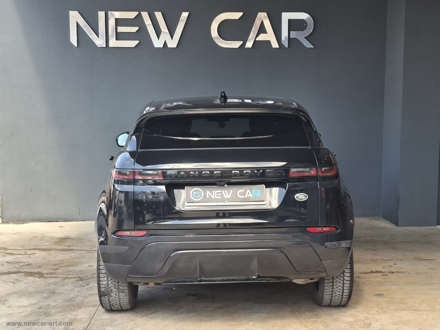RR Evoque 2.0D L.Flw 150 AWD Auto S - immagine 7