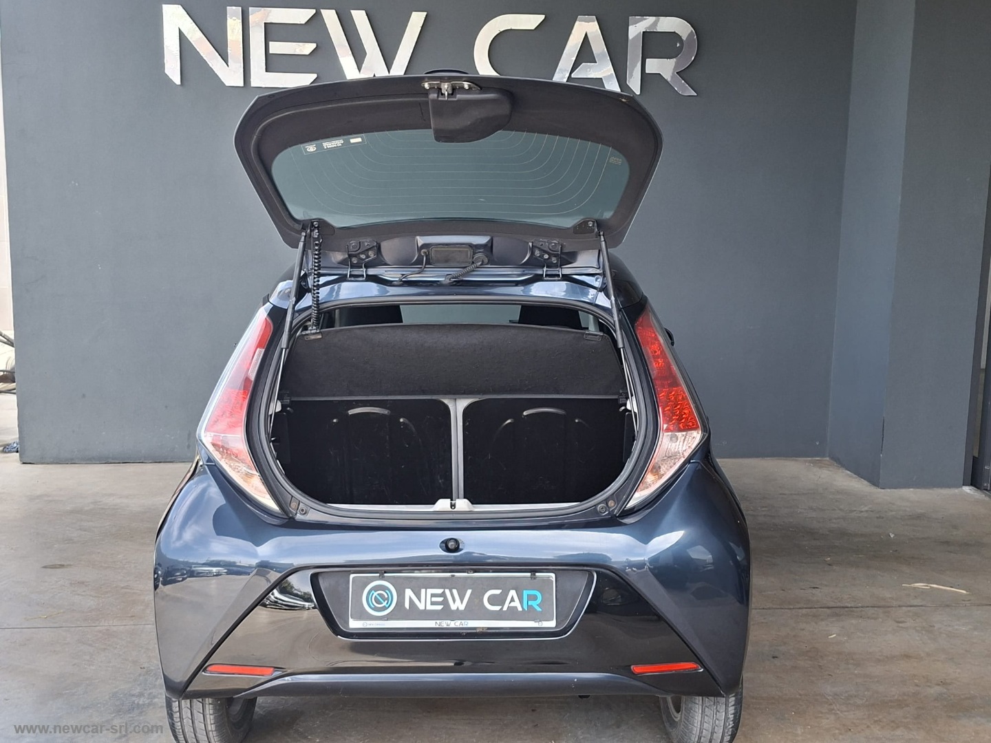 Aygo 1.0 VVT-i 69 CV 5p. x-wave - immagine 7