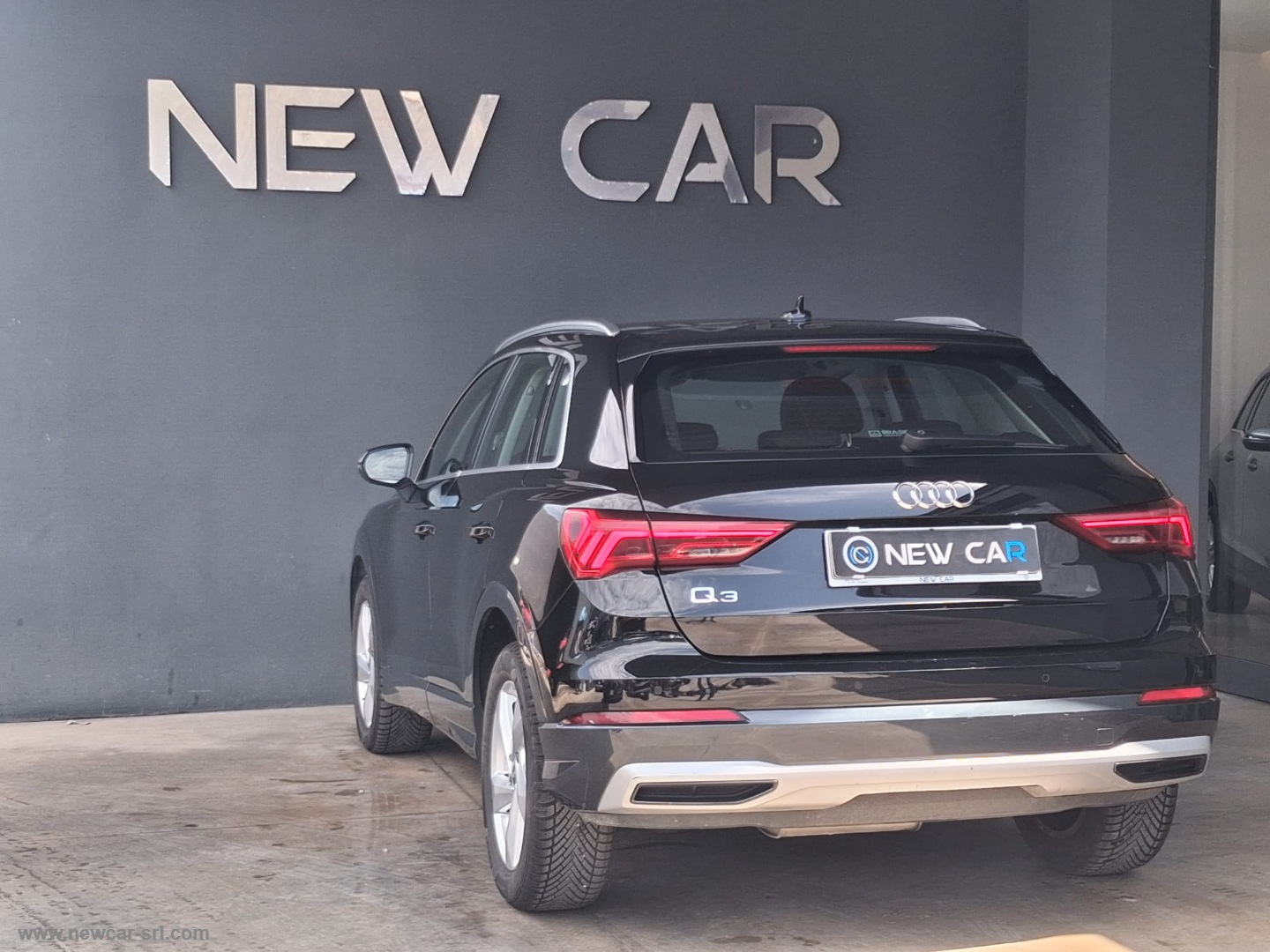 Q3 SPB 35 TDI S tronic Identity Black - immagine 7