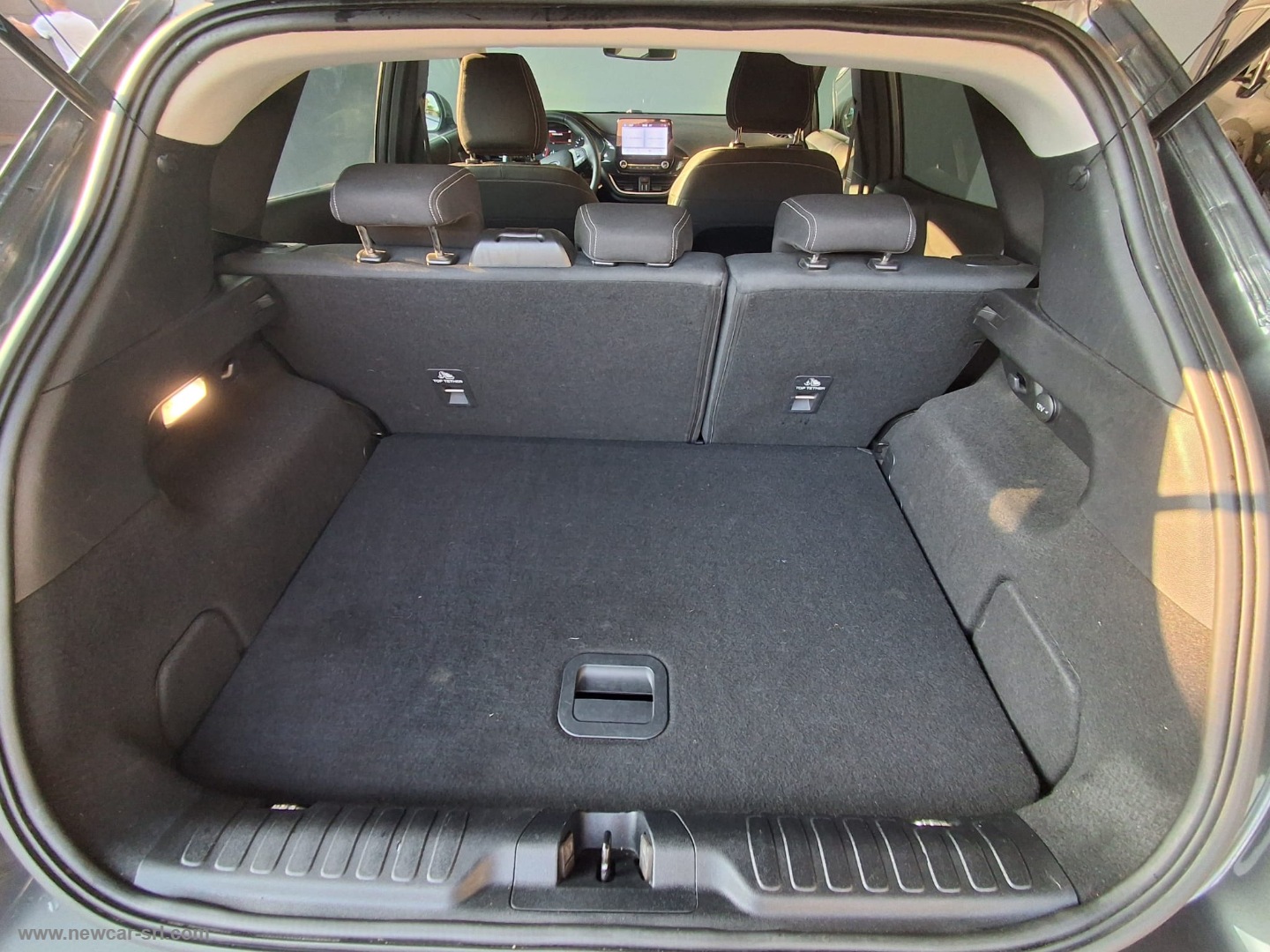 Puma 1.0 EcoBoost Hyb. 125CV aut. ST-L.X - immagine 7