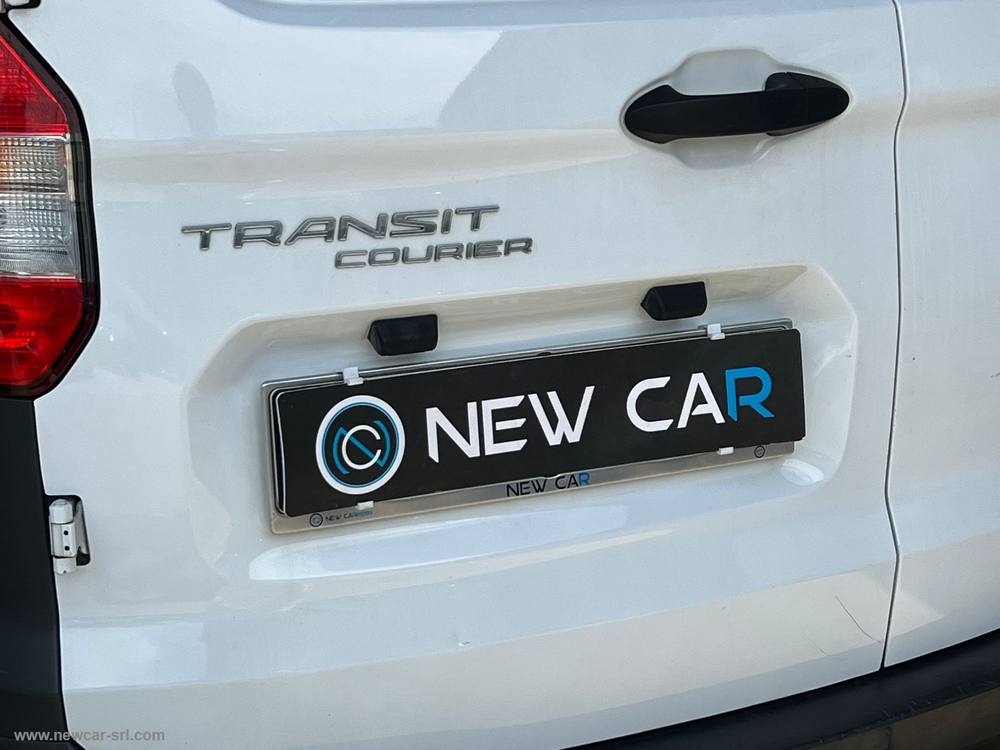 Transit Courier 1.5 TDCi 75CV Van Trend - immagine 7